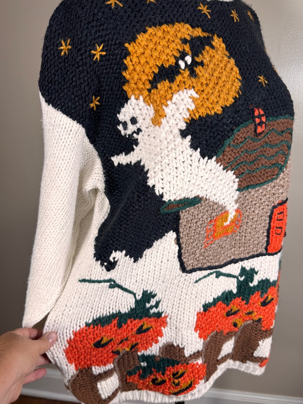 Vintage Casual Corner Hand Knit Pumpkin Halloween Ghosts Teacher Sweater Sz S - Picture 4 of 11